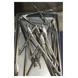 METAL TRAY OF 12 S/STEEL TONGS