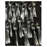 LOT OF 48 TEASPOONS 6.25'