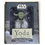 STAR WARS YODA  WITH BOOK OF WISDOM