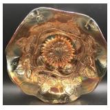 CARNIVAL GLASS BOWL 5;5' WIDE 1.5' TO HIGH POINT