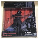 STAR WARS HASBRO KYLO REN (STARKILLER BASE)