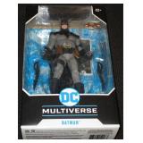 DC MULTIVERSE DESIGNED BY TODD MCFARLANE: BATMAN