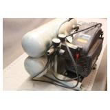 Hitachi 4 Gallon Air Compressor