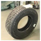 (1) Falken Wild Peak LT285/75R17 Tire