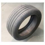 (1) Pirelli Scorpion 275-45 R20 Tire