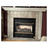 Gas Fireplace w/ Mantle