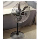 24' 3-Speed Pedestal Fan