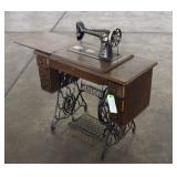 Vintage Singer Treadle Sewing Machine Set