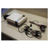 NES Console, Light Gun & (2) Controllers