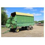 John Deere 716A Chopper Box