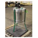 SAF Natura 3-Frame Radial Honey Extractor