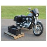 2004 Harley Davidson XL 883 Standard Motorcycle 1H