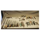 Box w/ Assorted Files & Hand Tools