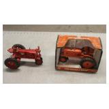 Allis Chalmers WD-45 1:16 Scale Toy Tractor W/