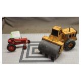 Farmall Tractor & Tonka Roller