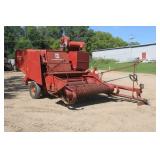 International 82 Combine W/ Pickup Head