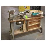 Delta Milwaukee Wood Lathe W/ Lathe Tools