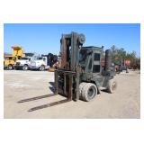 WIGGINS W156Y ROUGH TERRAIN FORKLIFT