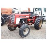 1974 INTERNATIONAL 574 TRACTOR - MECHANICS SPECIAL