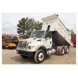 2006 INTERNATIONAL 7600 TANDEM DUMP TRUCK