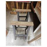 Harsh saw horses27hx20L Harsh saw horses27hx20L