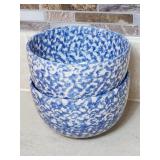 HENN POTTERY ~ BLUE SPONGE  2 Soup Bowls HENN POTTERY ~ BLUE SPONGE  2 Soup Bowls