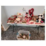 Mixed Holiday Decor Mixed Holiday Decor