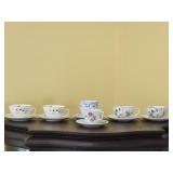 Tea Cups & Saucers Tea Cups & Saucers