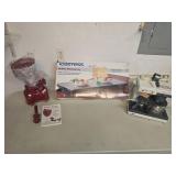 Kitchen Appliance Lot Including Blender, Cordless