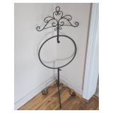 Black Wrought Iron Freestanding Metal Display Stan