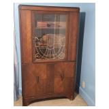 Wood Veneer China Cabinet with Glazed Door
