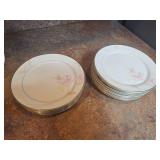 12pc 8´´ Ivory Bone China Plates by Mikasa