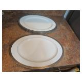 3pc Mikasa Bone China Serving Set
