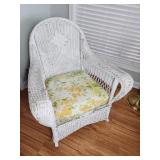 White Wicker Chaise Lounge
