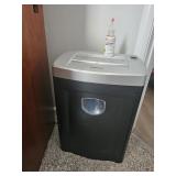 Fellowes DM8C Paper Shredder