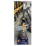 Dyson Vacuum, Like New, Works!