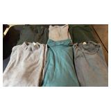 (6) Turtlenecks, Size Large