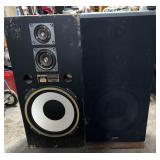 (2) Fisher Model STV-884 3-Way Tower Speakers