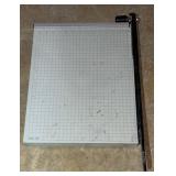 Vantage Trimmer Paper Cutter, Metal 19"x15"