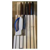 Kitchen Knives in Plastic Knife Tray