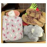 Household Assortment: Magnifying Glass, Roll