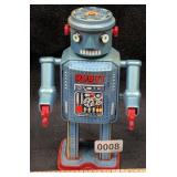 Tin Toy Wind Up 4.5' Robot Toy
