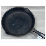 Griswold No.9 Cast Iron Skillet