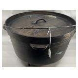 Large American Camper Cast Iron Dutch Oven