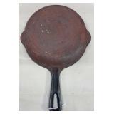 Griswold No.4 Cast Iron Skillet