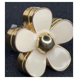 Marc Jacobs Daisy Perfume Chunky Gold Tone Ring