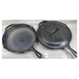 (2) Lodge Cast Iron 10' Skillets, (1) Lid