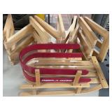 Wood Folding Toy Horse Paddock & Radio Flyer