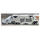 Jada Got Milk? Peterbilt Semi & Trailer