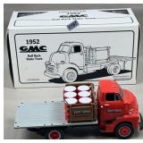 First Gear 1:34 Die Cast 1952 GMC Half Rack Stake
